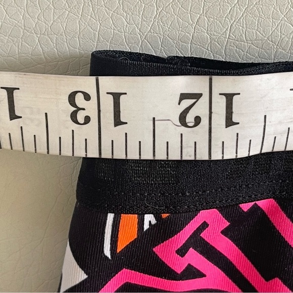 PINK Victorias Secret medium Ultimate Sports Bra logo print - Picture 6 of 6